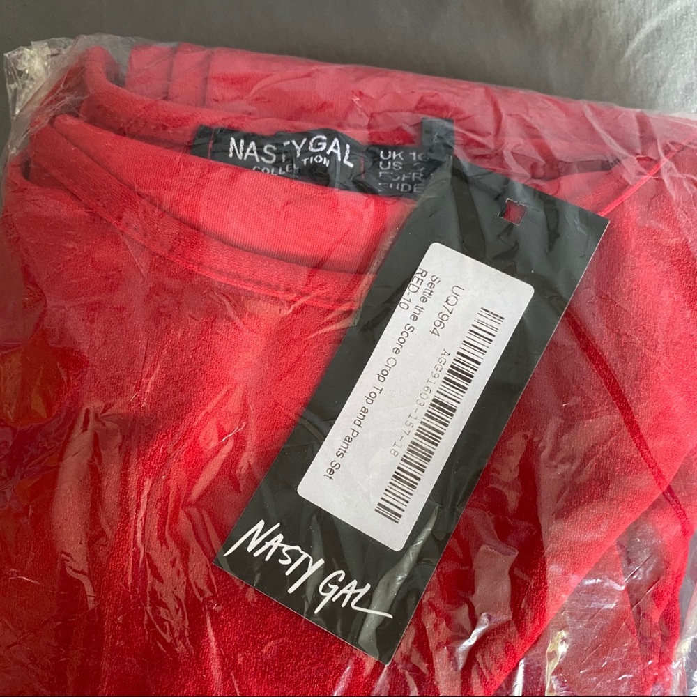 Red 2-Piece Pantsuit - Picture 6 of 6